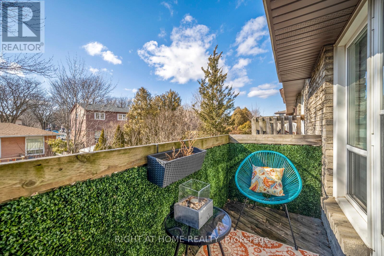3 - 985 Limeridge Road E, Hamilton, Ontario  L8W 1X9 - Photo 24 - X12355808