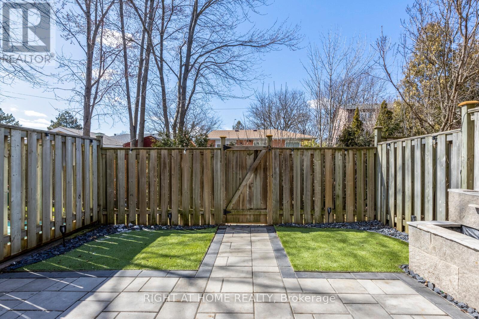 3 - 985 Limeridge Road E, Hamilton, Ontario  L8W 1X9 - Photo 25 - X12355808