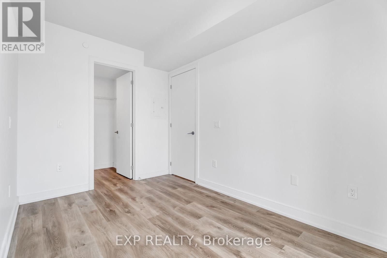 828 - 1 Jarvis Street, Hamilton, Ontario  L8R 3J2 - Photo 14 - X12355811