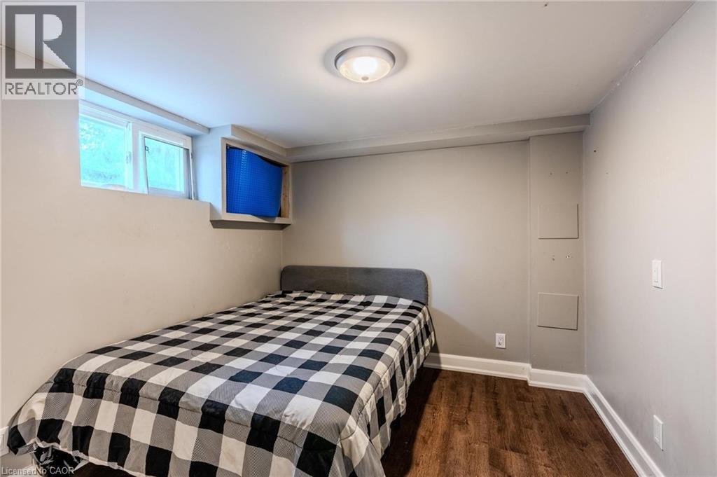6 Sussex Avenue, Brantford, Ontario  N3R 2G6 - Photo 14 - 40762175