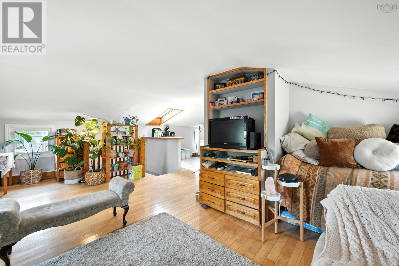 5651 Macara Street, Halifax, Nova Scotia  B3K 1W3 - Photo 28 - 202520297