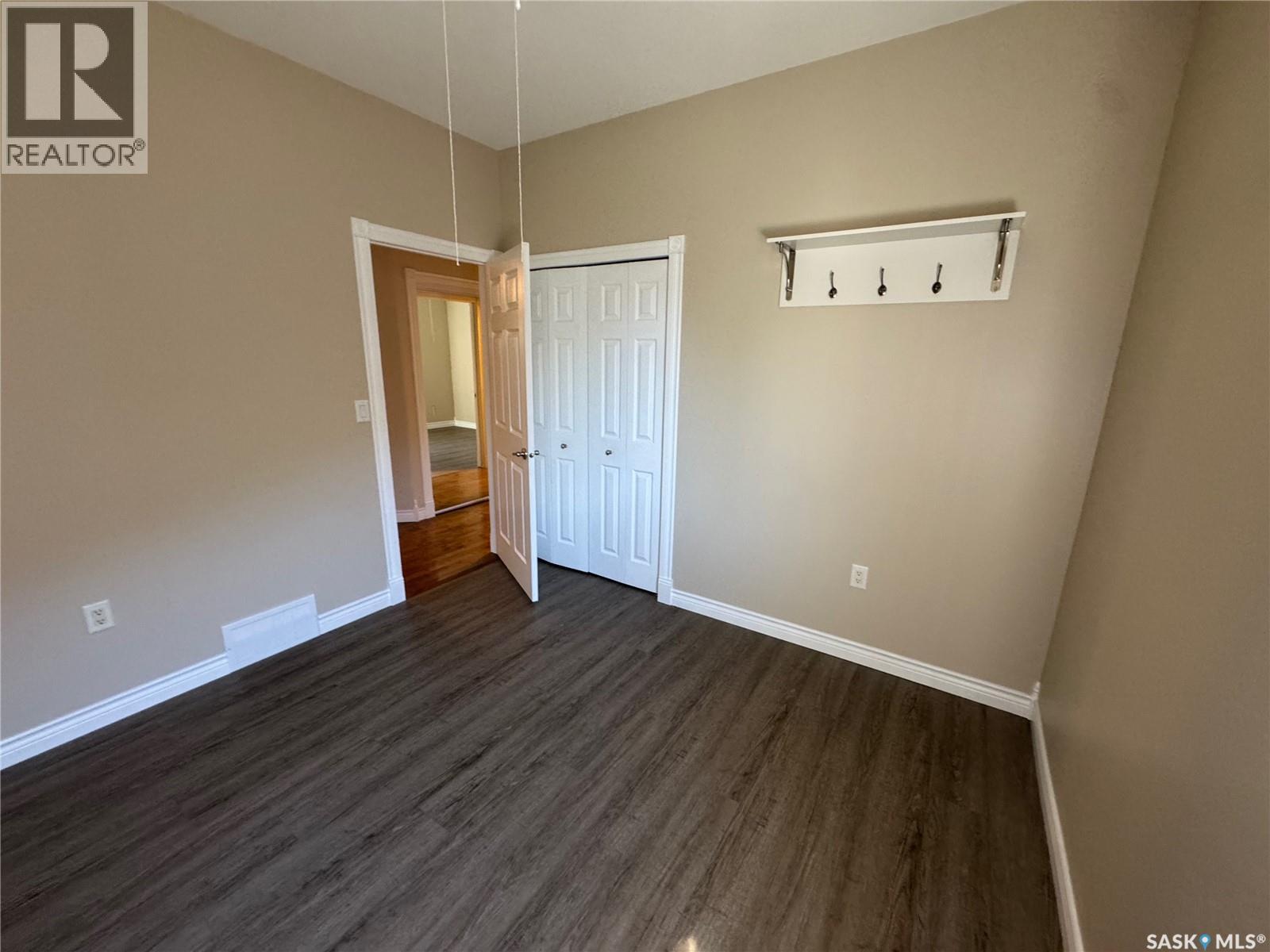 739 18th Street, Weyburn, Saskatchewan  S4H 3M2 - Photo 16 - SK016208