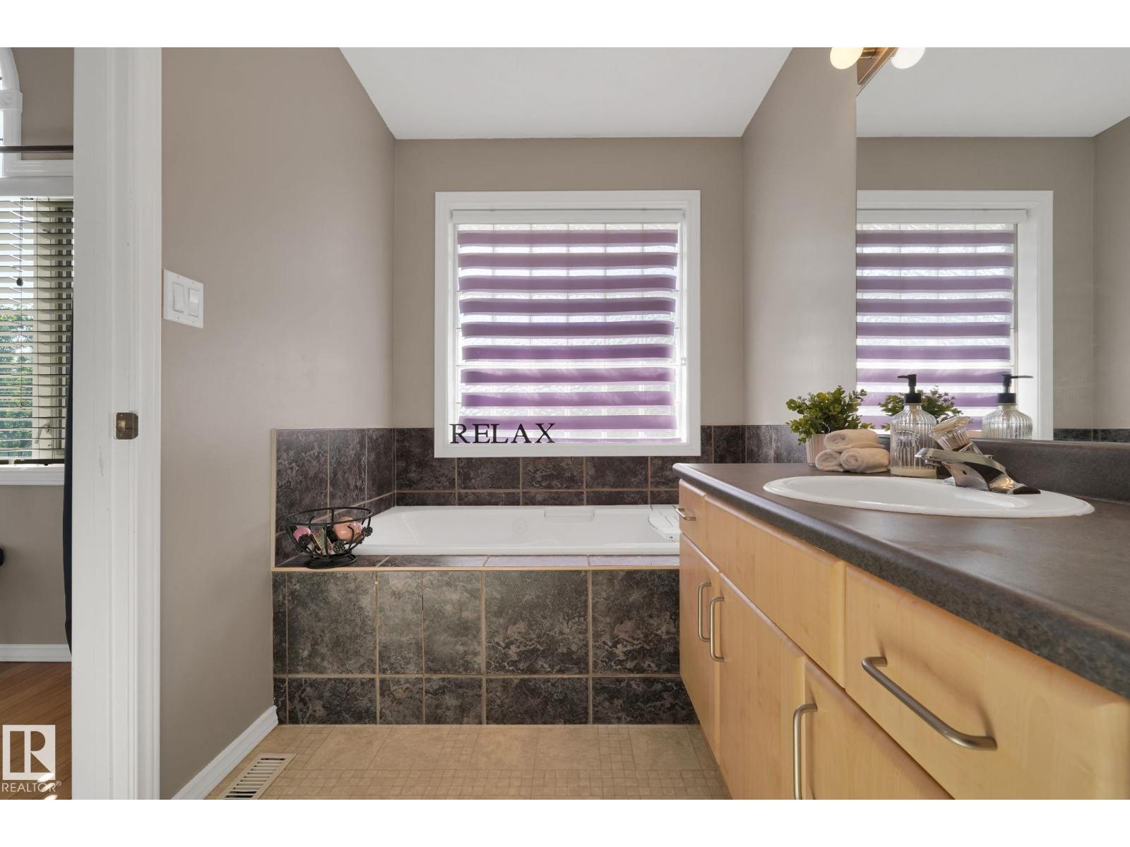 169 Kingswood Bv, St. Albert, Alberta  T8N 6V4 - Photo 28 - E4453905
