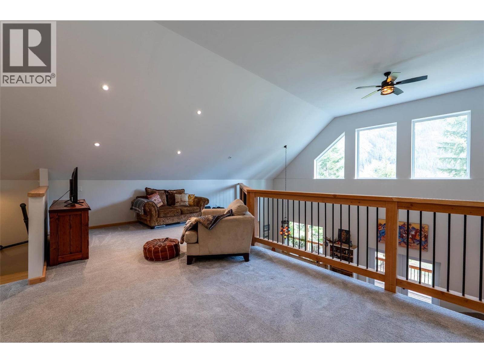 8774 6 Highway, Salmo, British Columbia  V0G 1Z0 - Photo 27 - 10343213