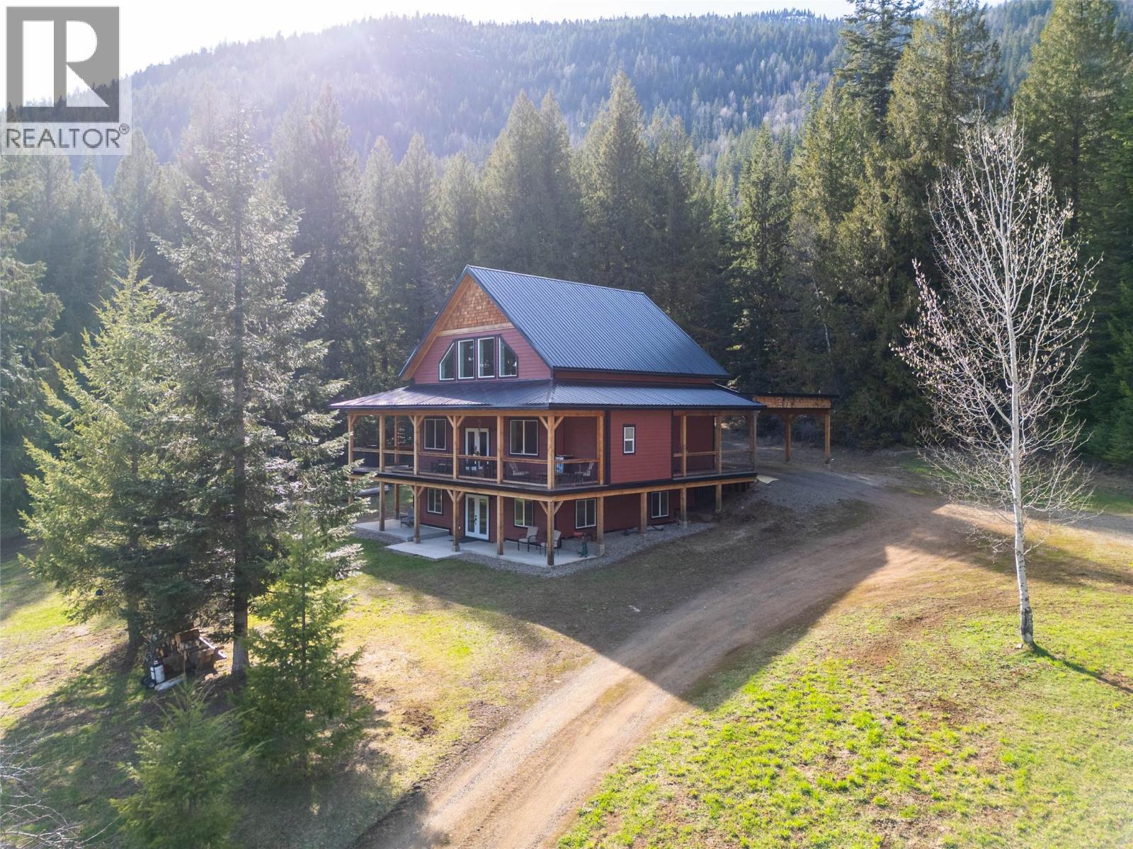 8774 6 Highway, Salmo, British Columbia  V0G 1Z0 - Photo 45 - 10343213