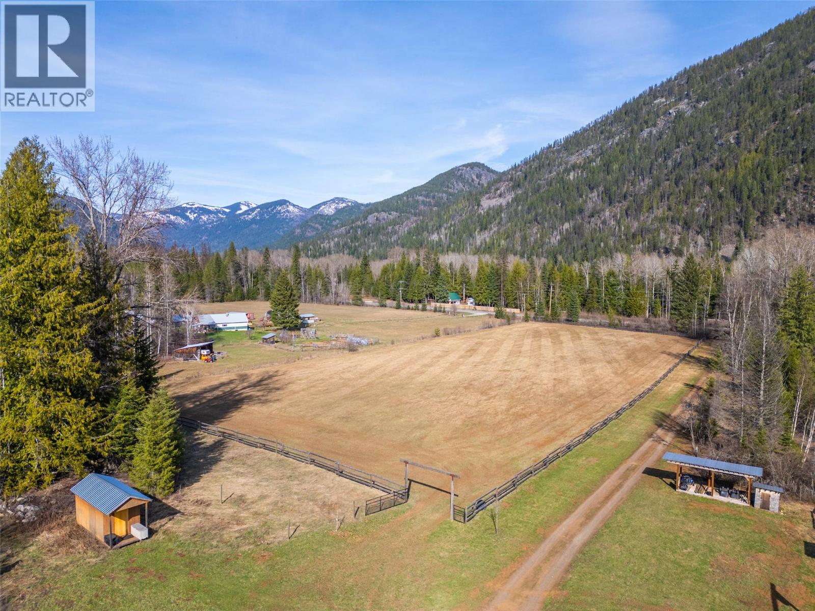 8774 6 Highway, Salmo, British Columbia  V0G 1Z0 - Photo 53 - 10343213