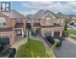 4 PARISIAN ROAD, Brampton, Ontario