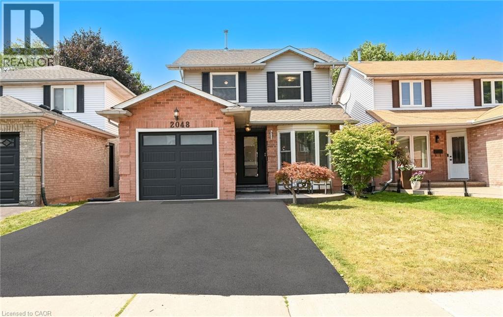 2048 Chrisdon Road, Burlington, Ontario  L7M 3W9 - Photo 1 - 40762253