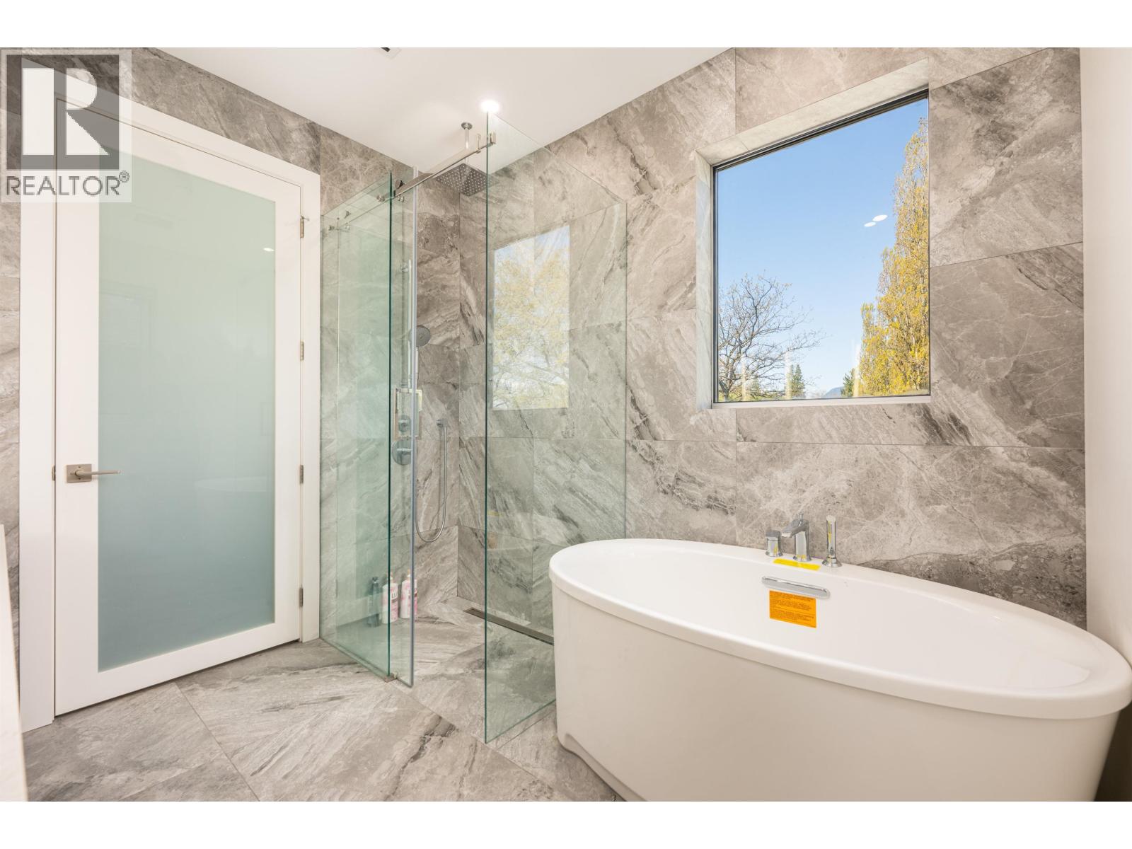 4360 4362 W 8th Avenue, Vancouver, British Columbia  V6R 2A1 - Photo 17 - R3013189
