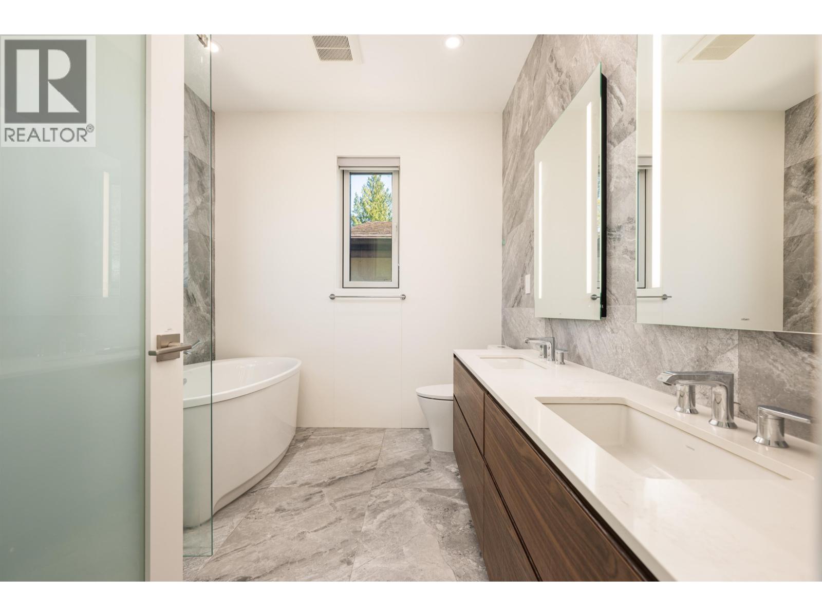 4360 4362 W 8th Avenue, Vancouver, British Columbia  V6R 2A1 - Photo 16 - R3013189