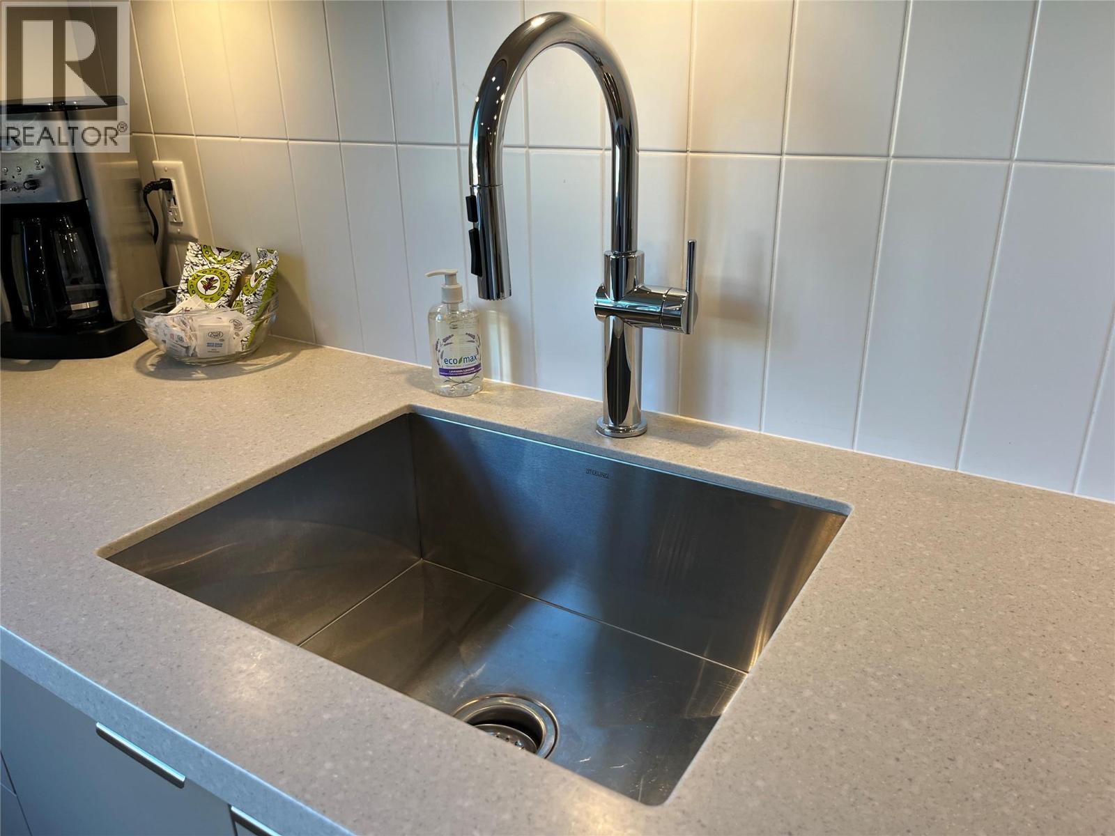 4280 Red Mountain Road Unit# 208, Rossland, British Columbia  V0G 1Y0 - Photo 16 - 10351408
