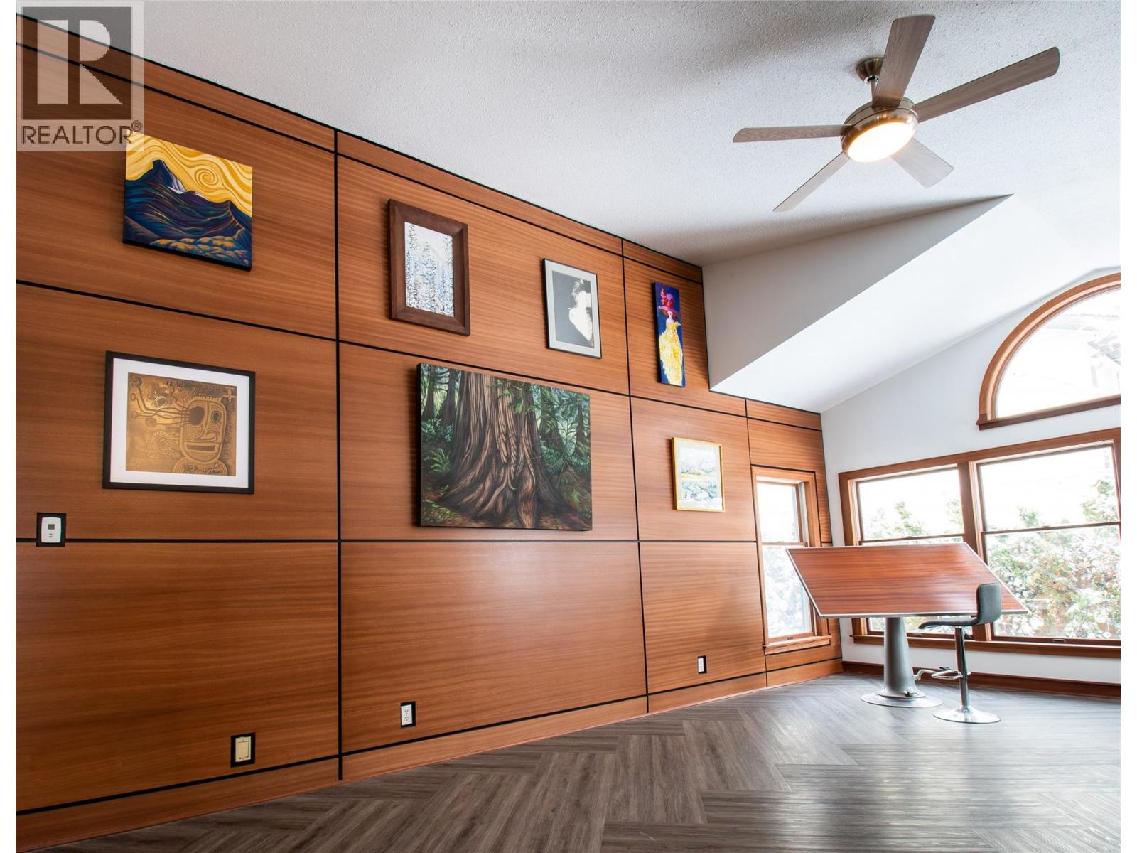 1102 12th Avenue, Fernie, British Columbia  V0B 1M0 - Photo 22 - 10352902