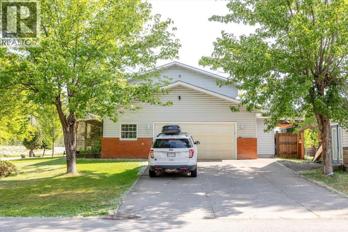 1102 12th Avenue, Fernie, British Columbia  V0B 1M0 - Photo 69 - 10352902