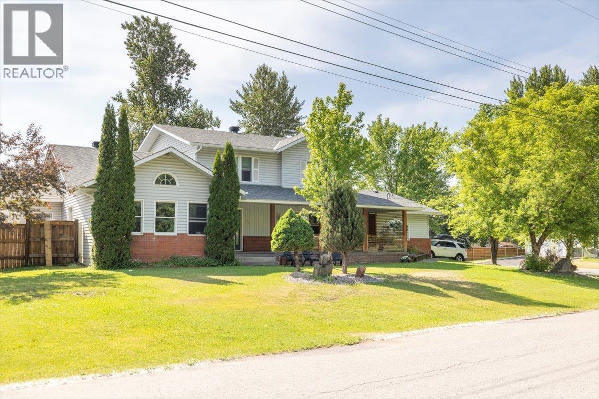 1102 12th Avenue, Fernie, British Columbia  V0B 1M0 - Photo 75 - 10352902