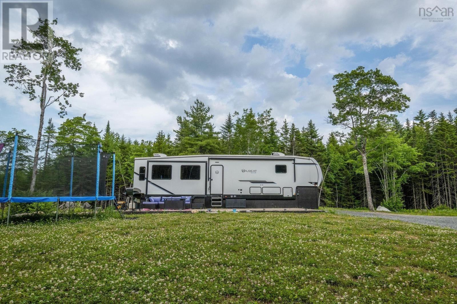 111 Middle Lake North Road, Vaughan, Nova Scotia  B0N 2T0 - Photo 11 - 202517268