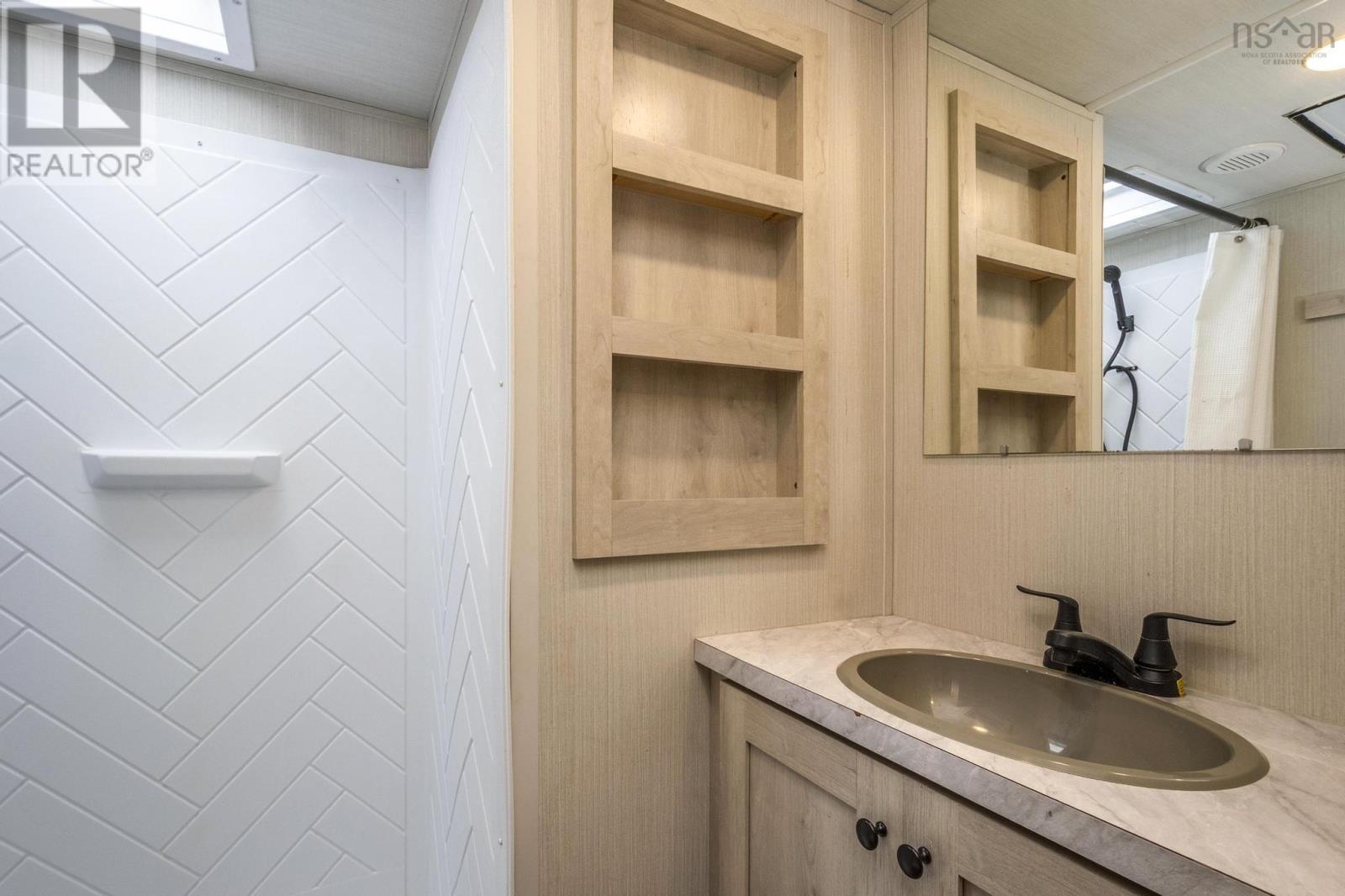 111 Middle Lake North Road, Vaughan, Nova Scotia  B0N 2T0 - Photo 35 - 202517268