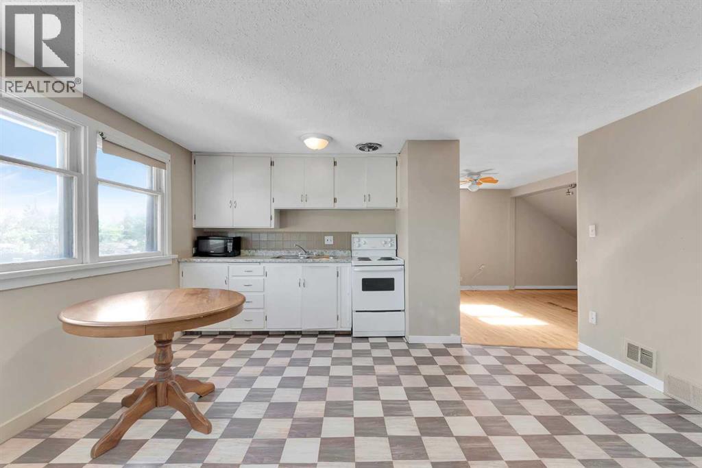 302 6 Avenue Ne, Three Hills, Alberta  T0M 2A0 - Photo 22 - A2224502