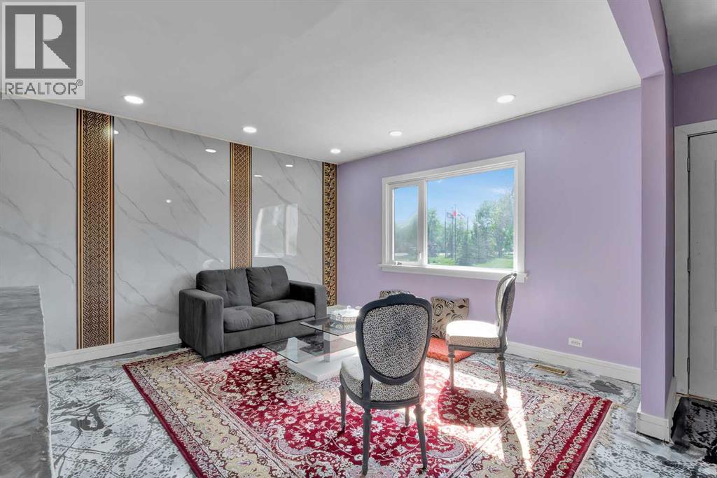 302 6 Avenue Ne, Three Hills, Alberta  T0M 2A0 - Photo 3 - A2224502