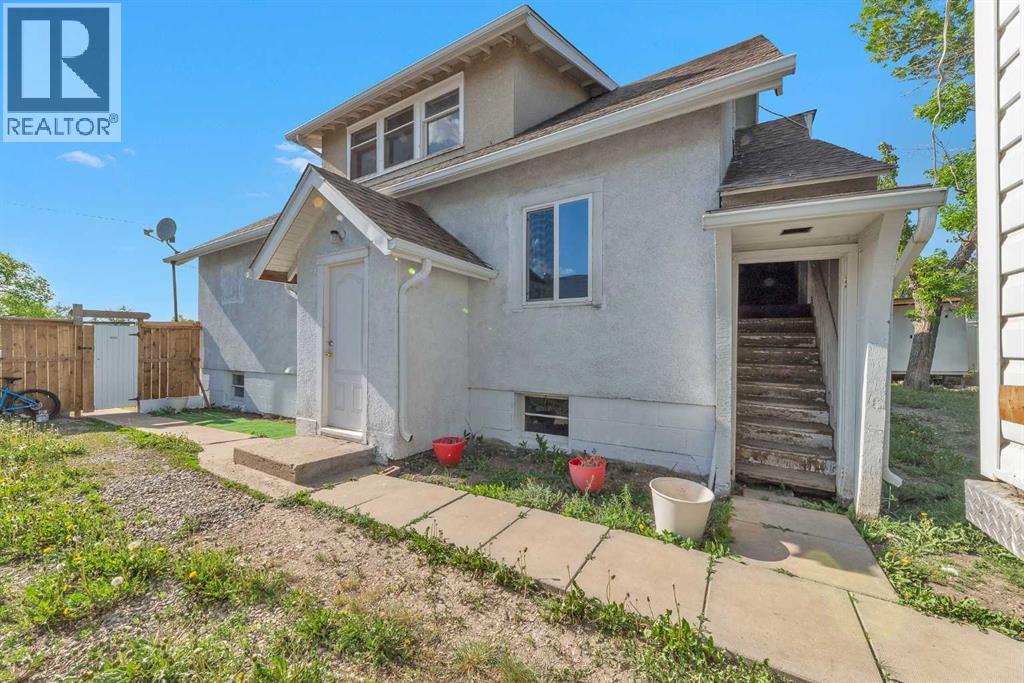 302 6 Avenue Ne, Three Hills, Alberta  T0M 2A0 - Photo 47 - A2224502