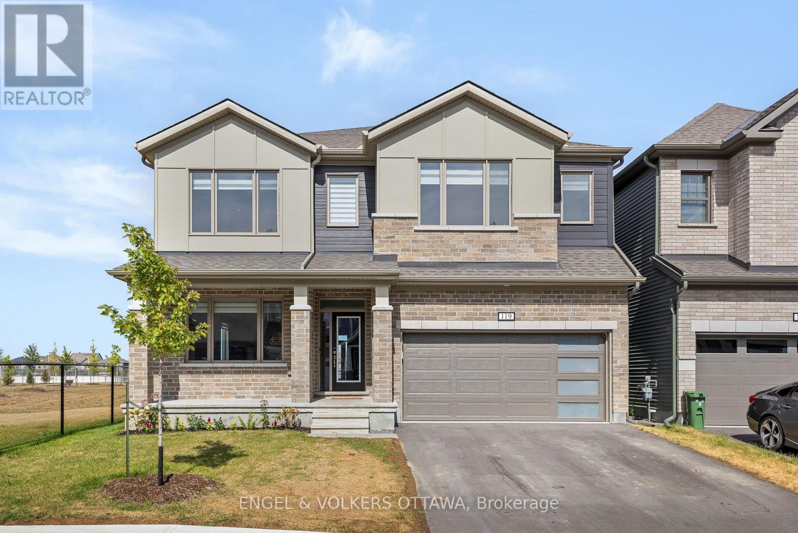 119 GREEN ASH AVENUE, Ottawa, Ontario