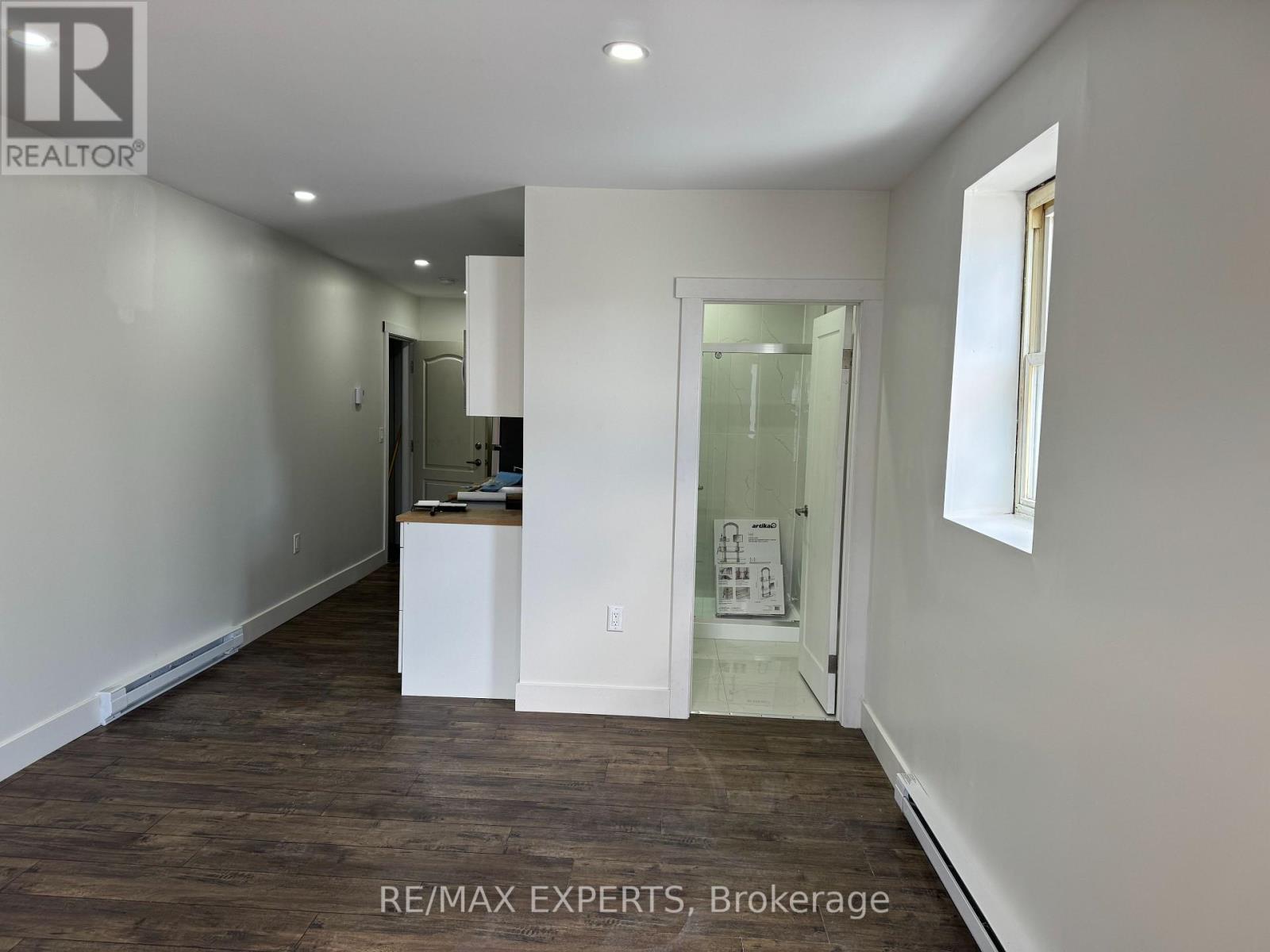595-599 Dundas Street, Woodstock, Ontario  N4S 1C9 - Photo 24 - X12355870