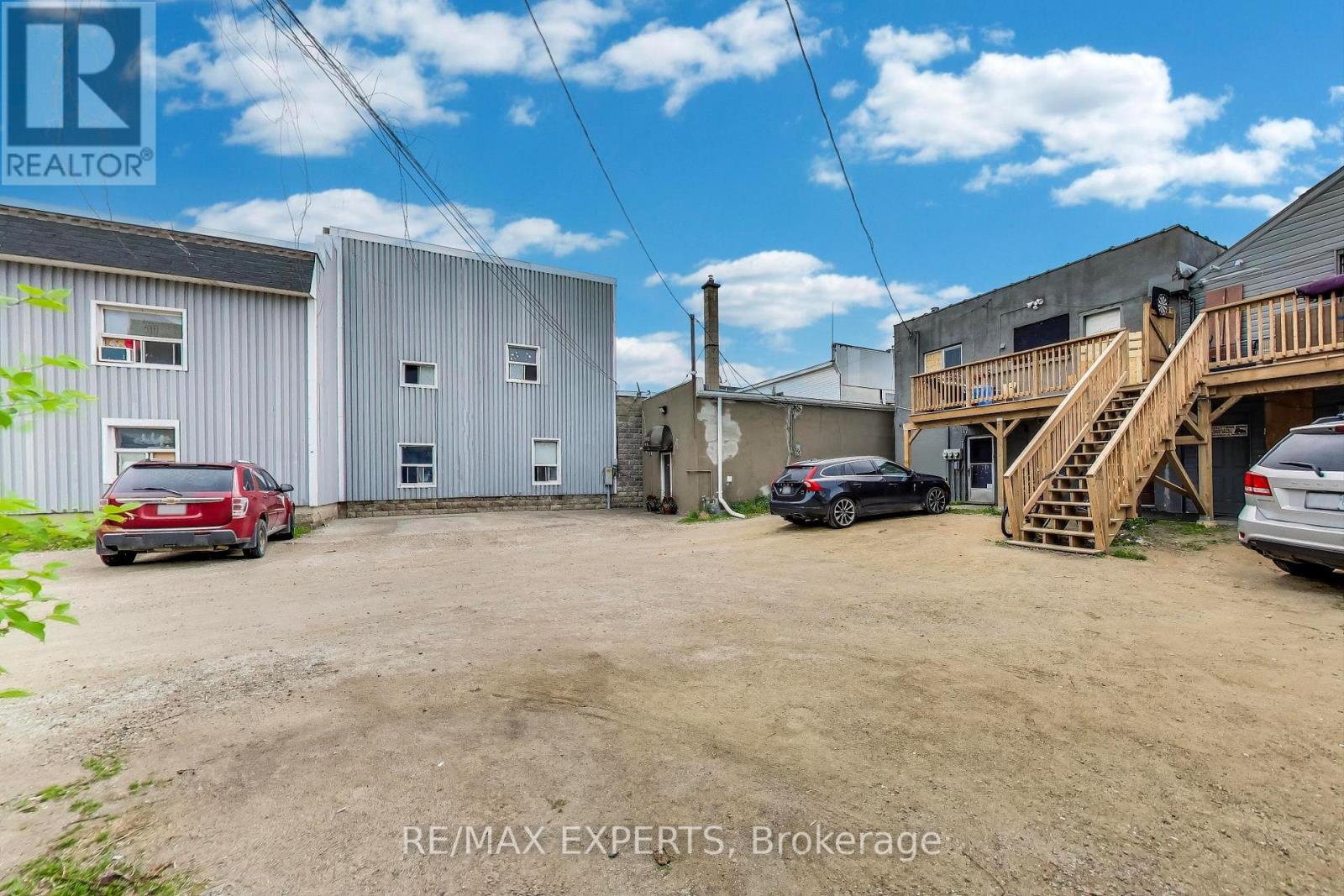 595-599 Dundas Street, Woodstock, Ontario  N4S 1C9 - Photo 32 - X12355870