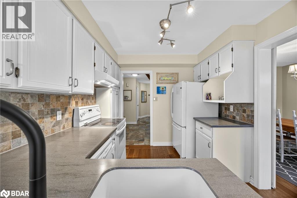 13 Balliston Road, Barrie, Ontario  L4N 6Z6 - Photo 9 - 40762062