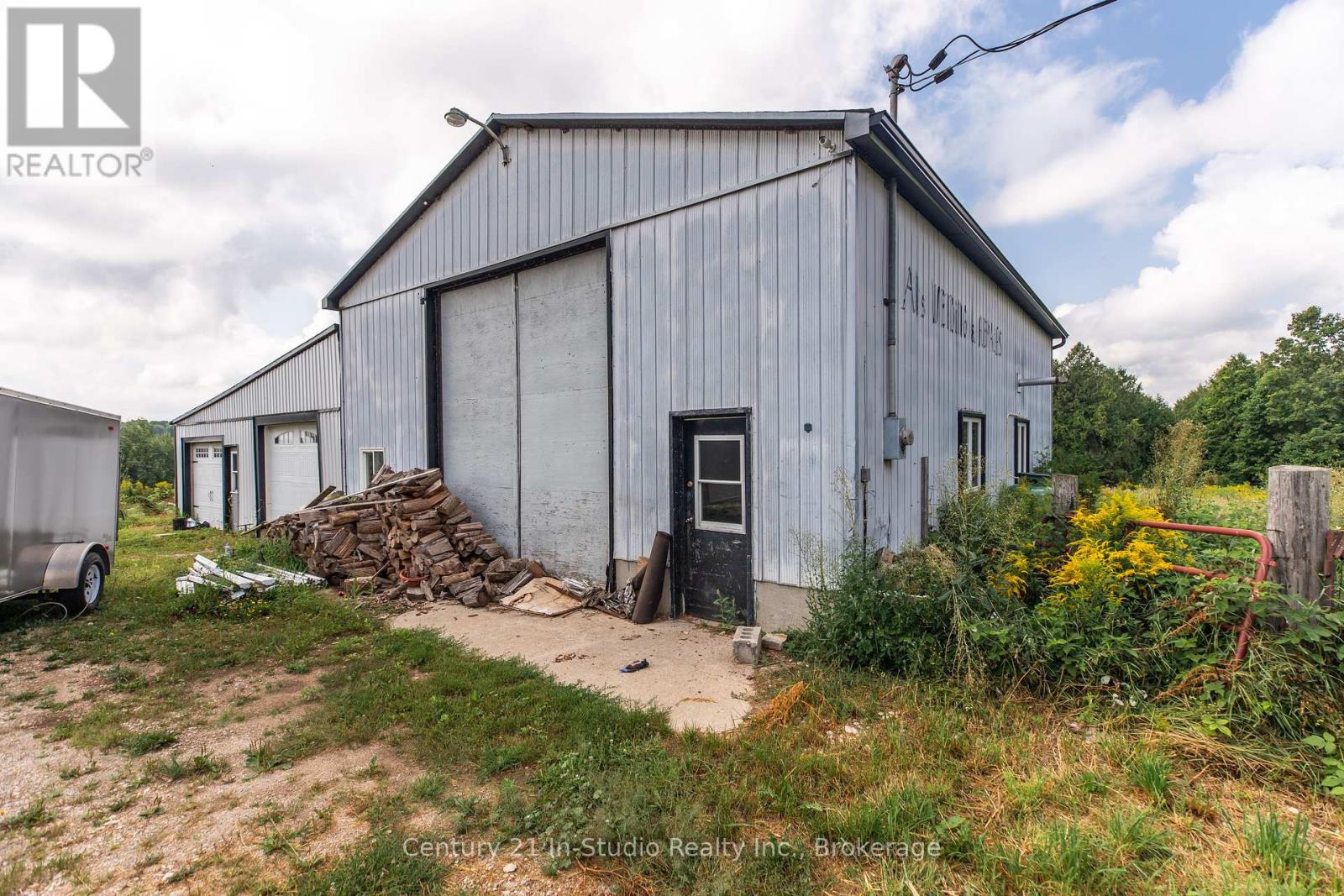 823 12 Concession, South Bruce, Ontario  N0G 2W0 - Photo 17 - X12355926