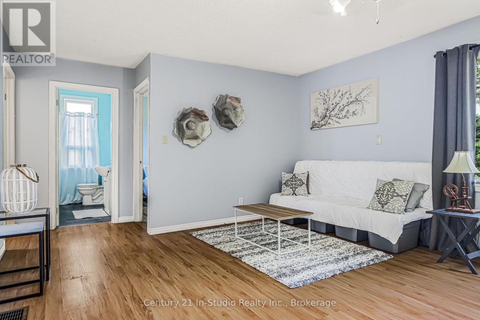 823 12 Concession, South Bruce, Ontario  N0G 2W0 - Photo 6 - X12355926