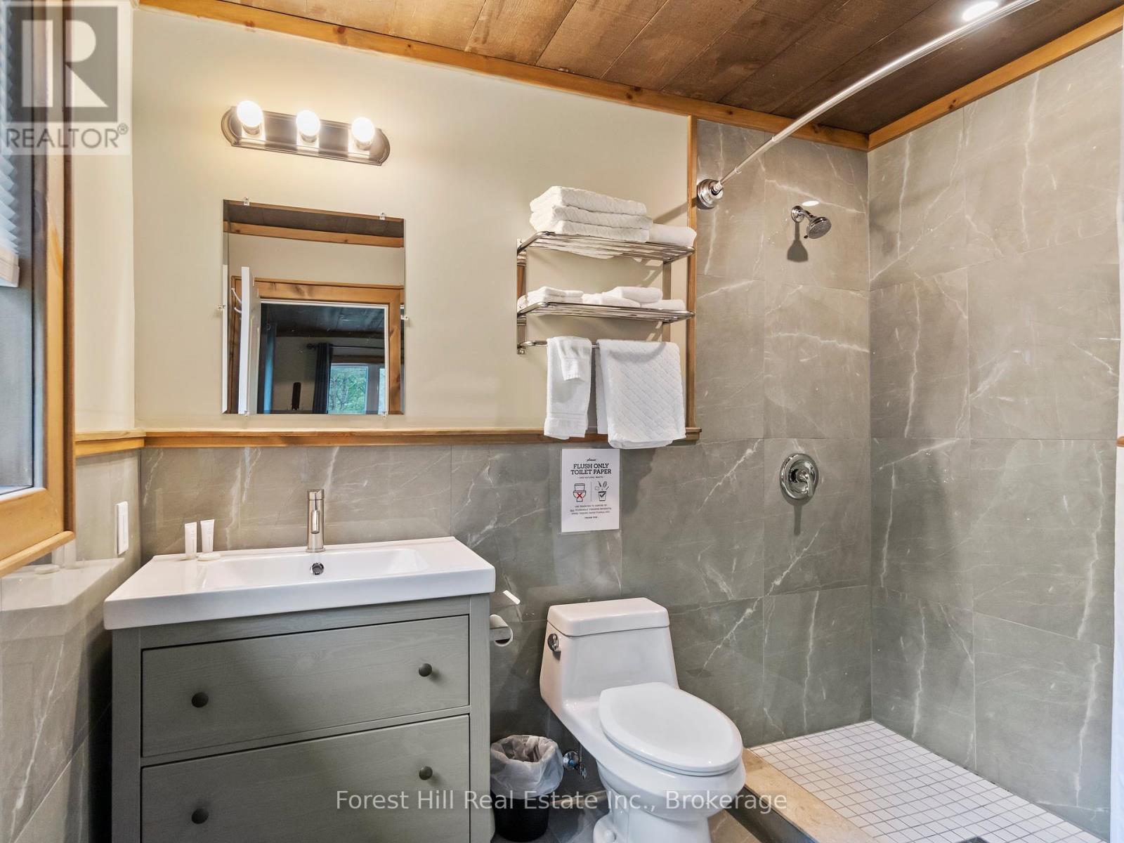 1326 Kawagama Lake Road, Algonquin Highlands, Ontario  P0A 1E0 - Photo 39 - X12355932