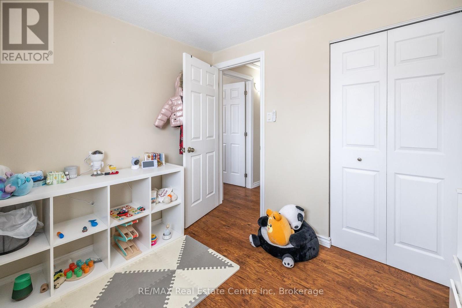 461 Strasburg Road, Kitchener, Ontario  N2E 1P1 - Photo 26 - X12355937
