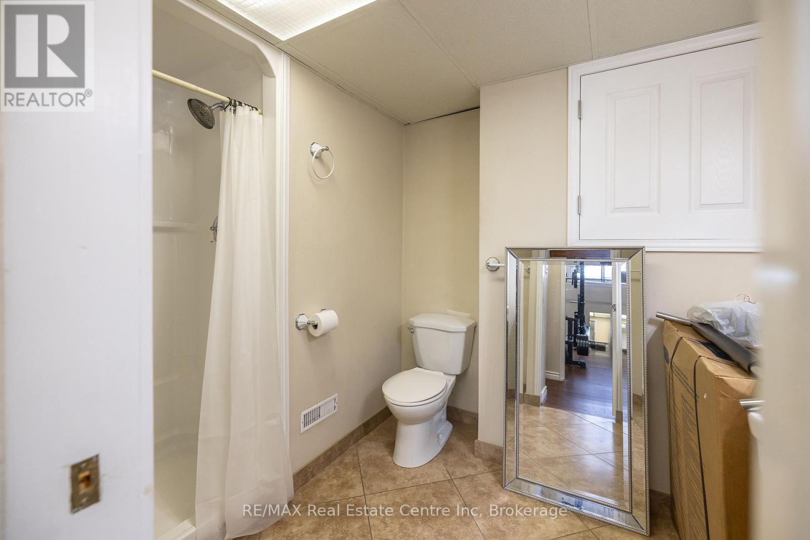 461 Strasburg Road, Kitchener, Ontario  N2E 1P1 - Photo 27 - X12355937