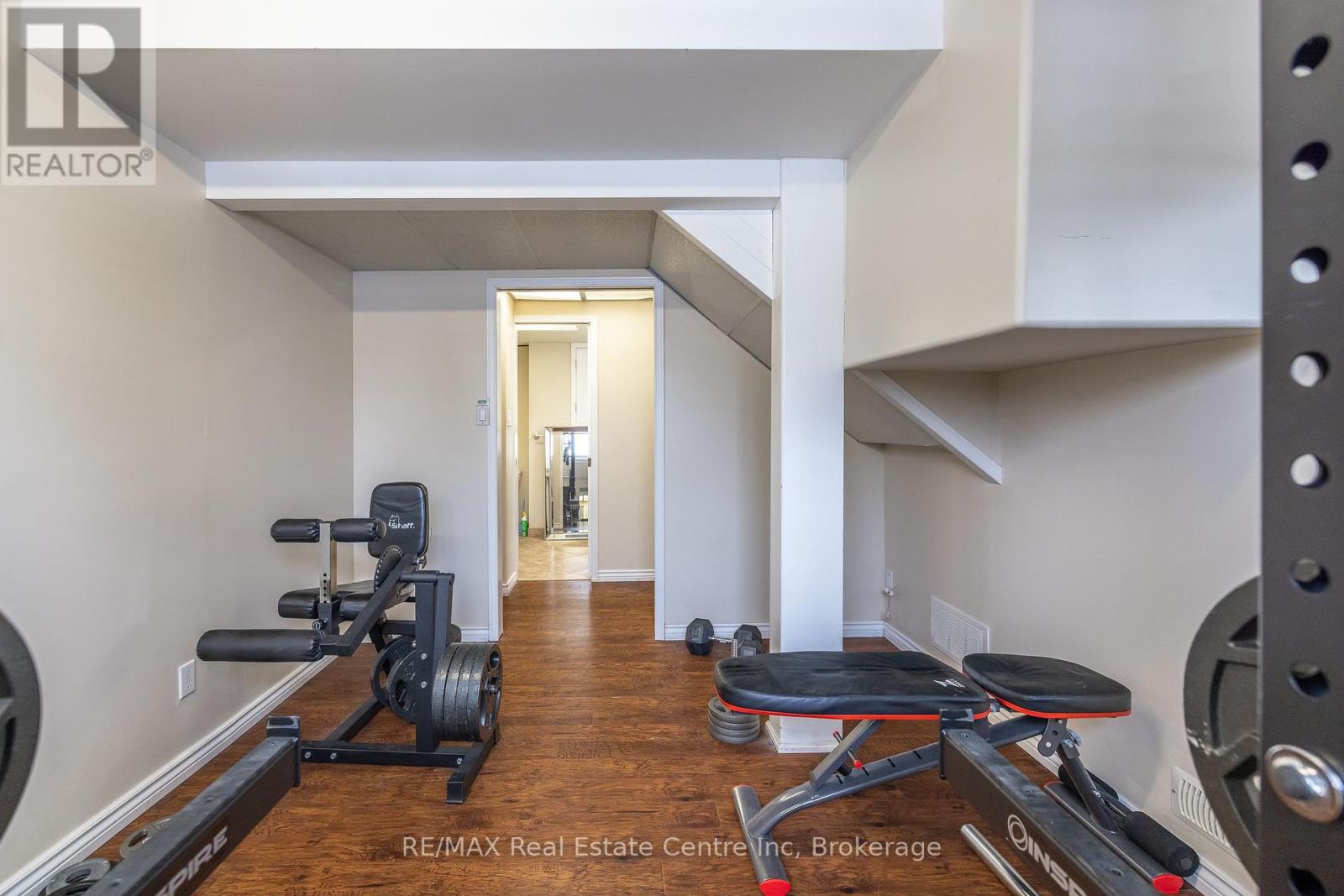 461 Strasburg Road, Kitchener, Ontario  N2E 1P1 - Photo 29 - X12355937