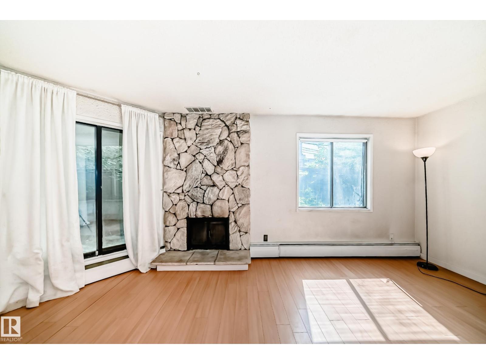 #g11 10148 118 St Nw, Edmonton, Alberta  T5K 1Y4 - Photo 5 - E4453909