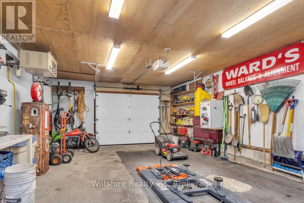 57 Potters Road, Tillsonburg, Ontario  N4G 2H1 - Photo 22 - X12355917