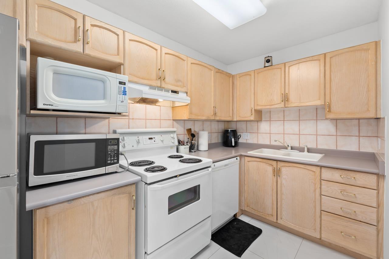 409 2958 Trethewey Street, Abbotsford, British Columbia  V2T 6P6 - Photo 8 - R3039115