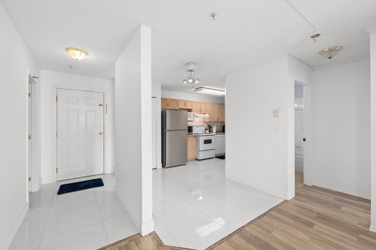 409 2958 Trethewey Street, Abbotsford, British Columbia  V2T 6P6 - Photo 10 - R3039115