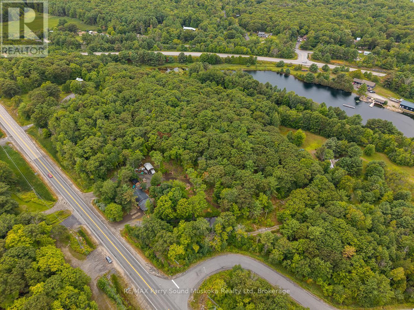 104 Parry Sound Drive, Mcdougall, Ontario  P2A 2W7 - Photo 33 - X12355831