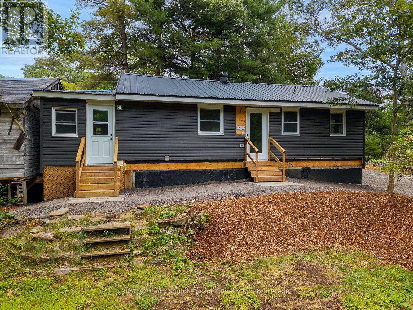 104 Parry Sound Drive, Mcdougall, Ontario  P2A 2W7 - Photo 40 - X12355831