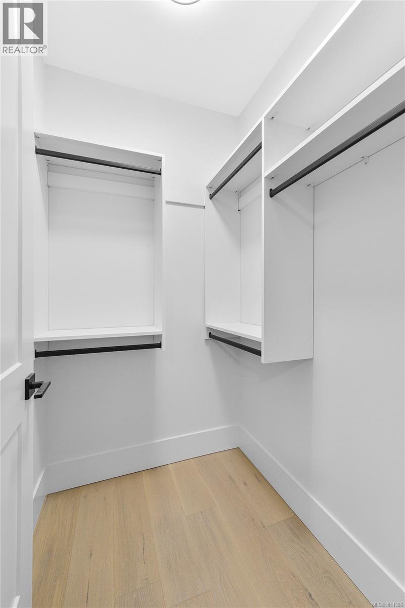 1813 Feltham Rd, Saanich, British Columbia  V8N 2A4 - Photo 15 - 1011586