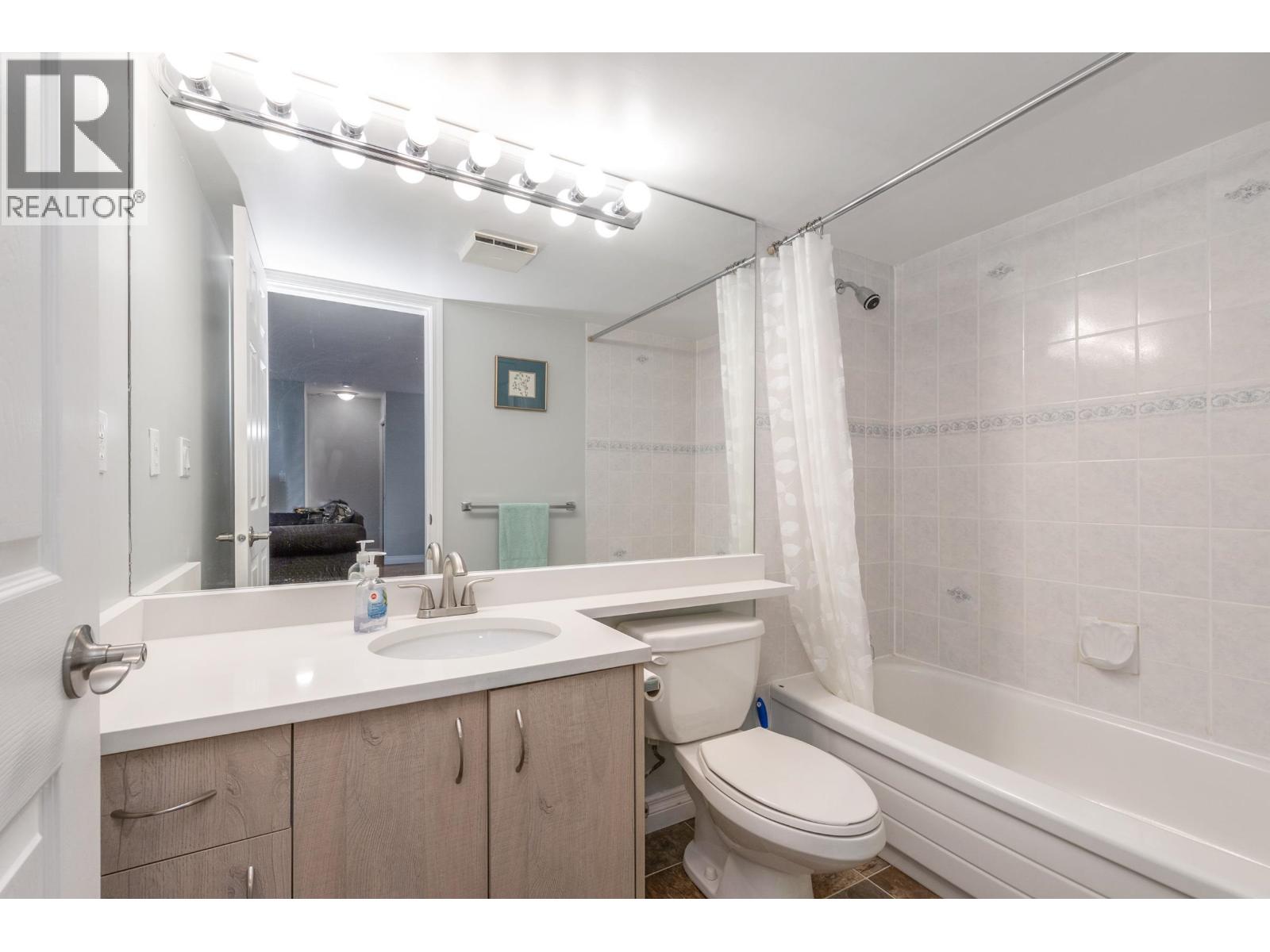 103 11960 Harris Road, Pitt Meadows, British Columbia  V3Y 2R1 - Photo 15 - R3037964