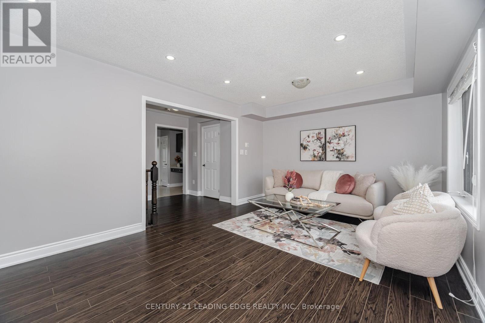 42 Memory Lane, Brampton, Ontario  L7A 0V9 - Photo 10 - W12355935