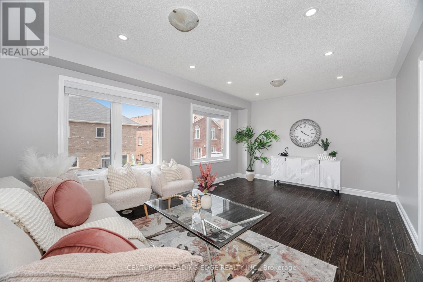 42 Memory Lane, Brampton, Ontario  L7A 0V9 - Photo 11 - W12355935