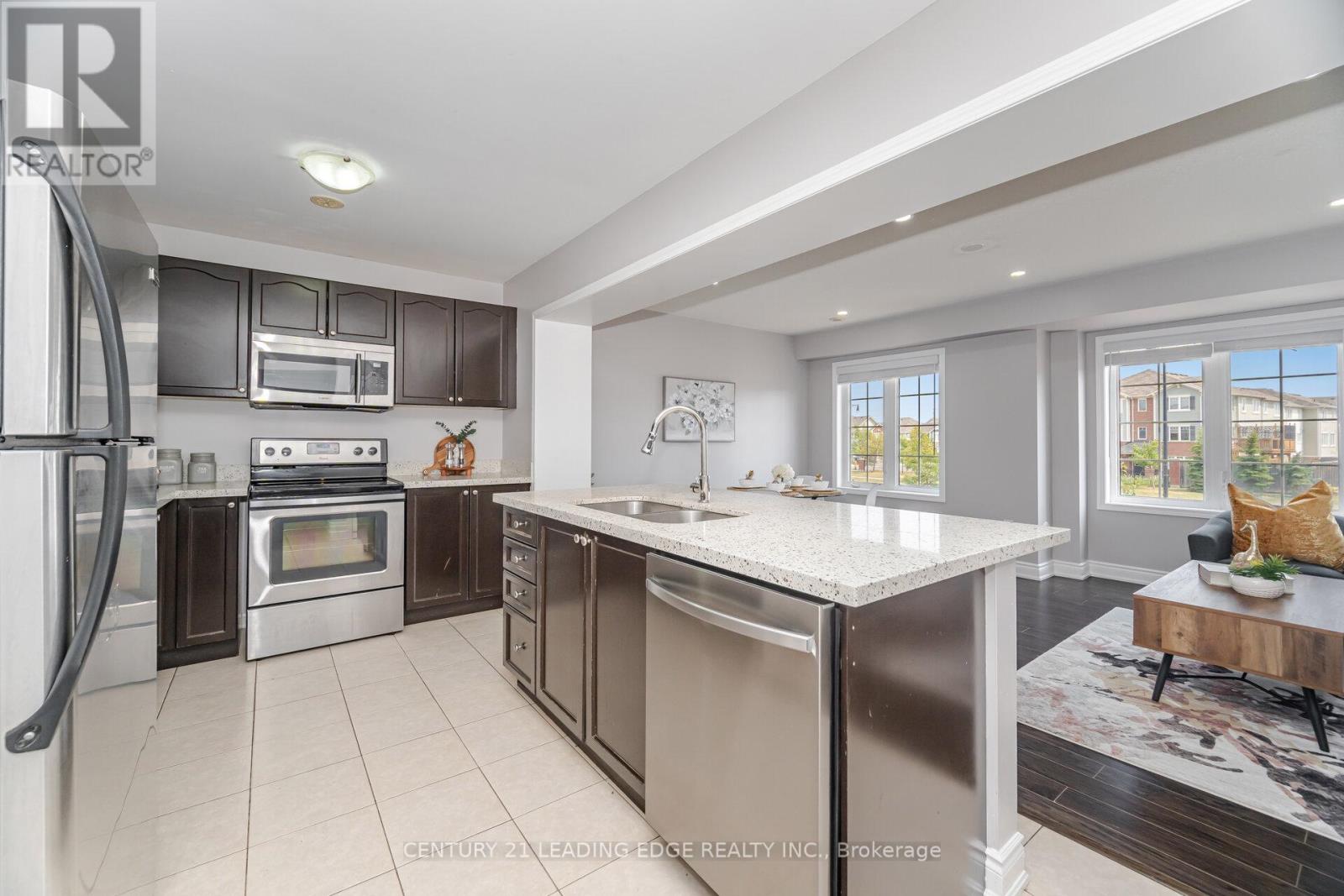 42 Memory Lane, Brampton, Ontario  L7A 0V9 - Photo 13 - W12355935