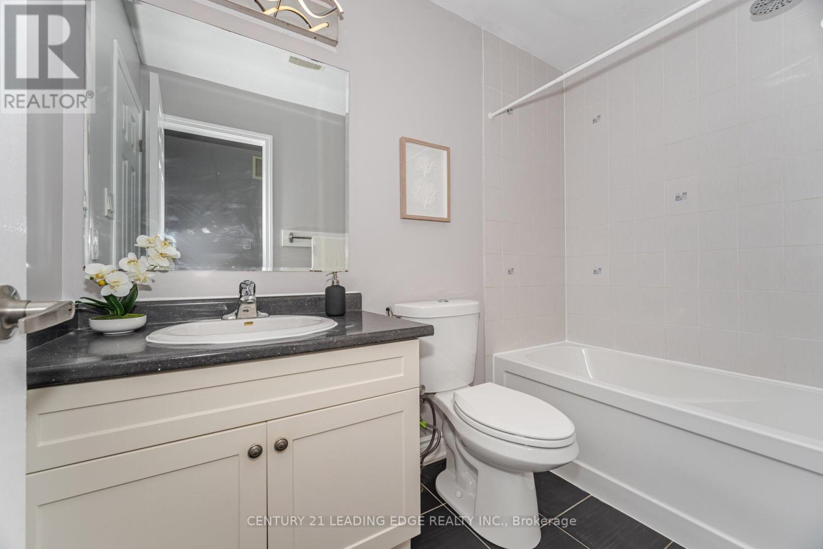 42 Memory Lane, Brampton, Ontario  L7A 0V9 - Photo 35 - W12355935