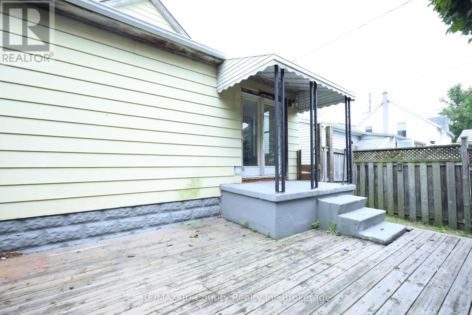60 Manitoba Street, St. Thomas, Ontario  N5P 3A4 - Photo 24 - X12355959