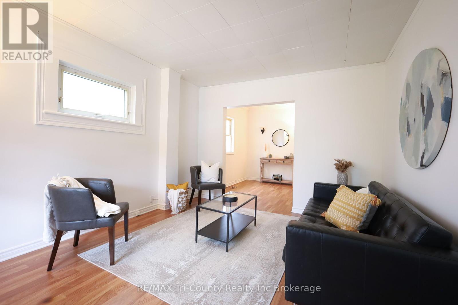 60 Manitoba Street, St. Thomas, Ontario  N5P 3A4 - Photo 4 - X12355959