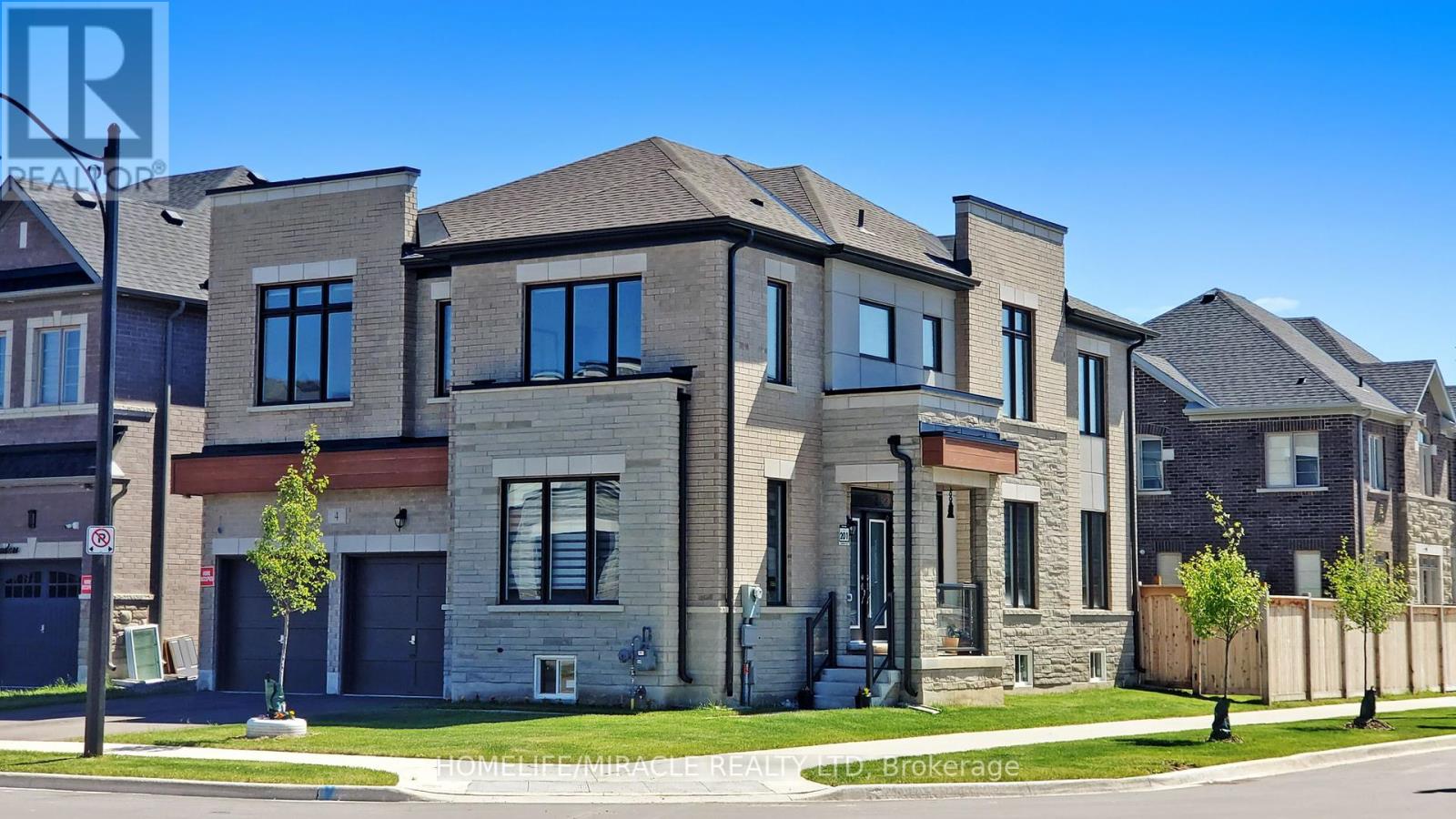 4 ZIMMERMAN GARDENS, Hamilton, Ontario