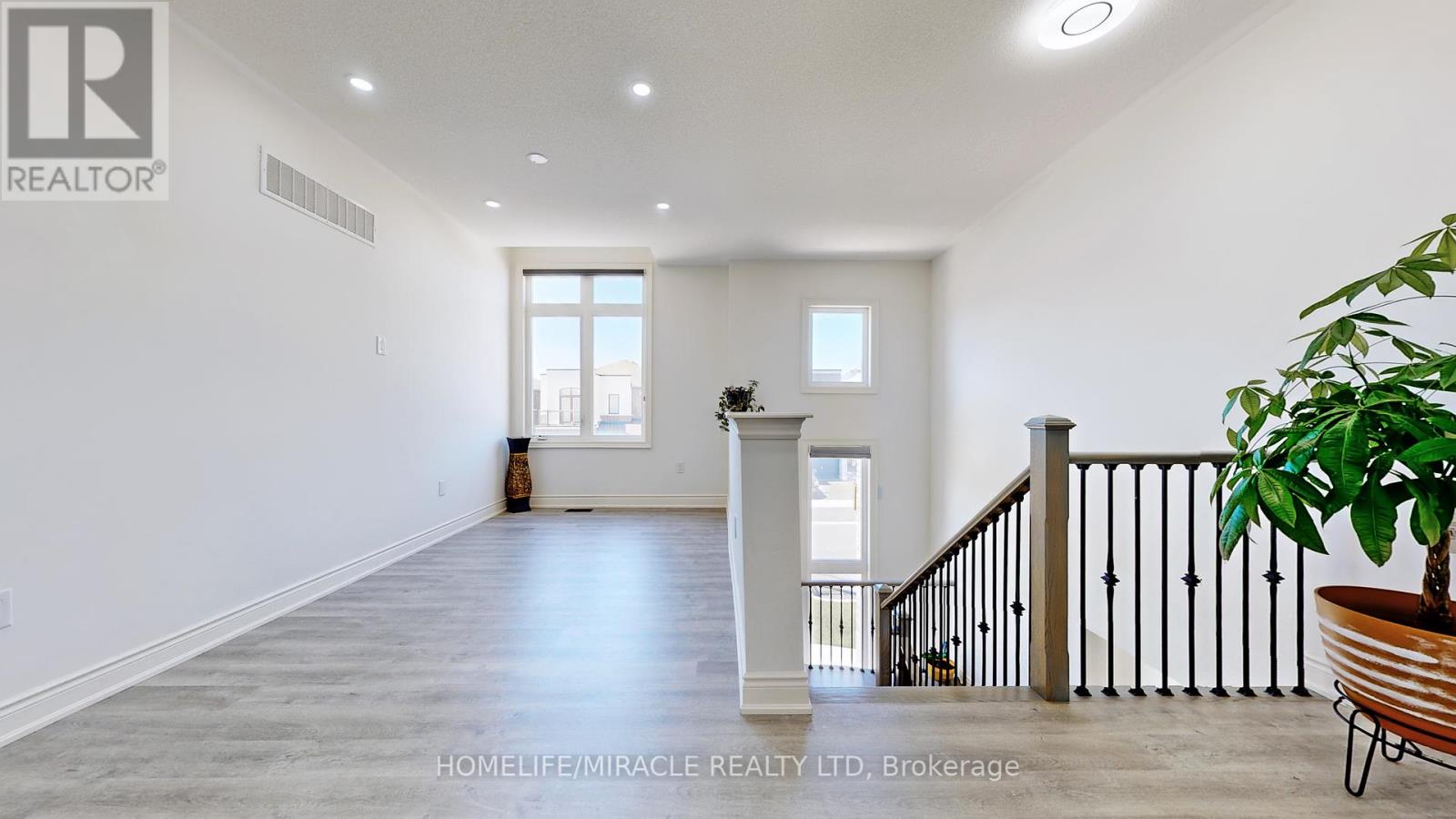 4 Zimmerman Gardens, Hamilton, Ontario  L8B 1Y9 - Photo 20 - X12355949