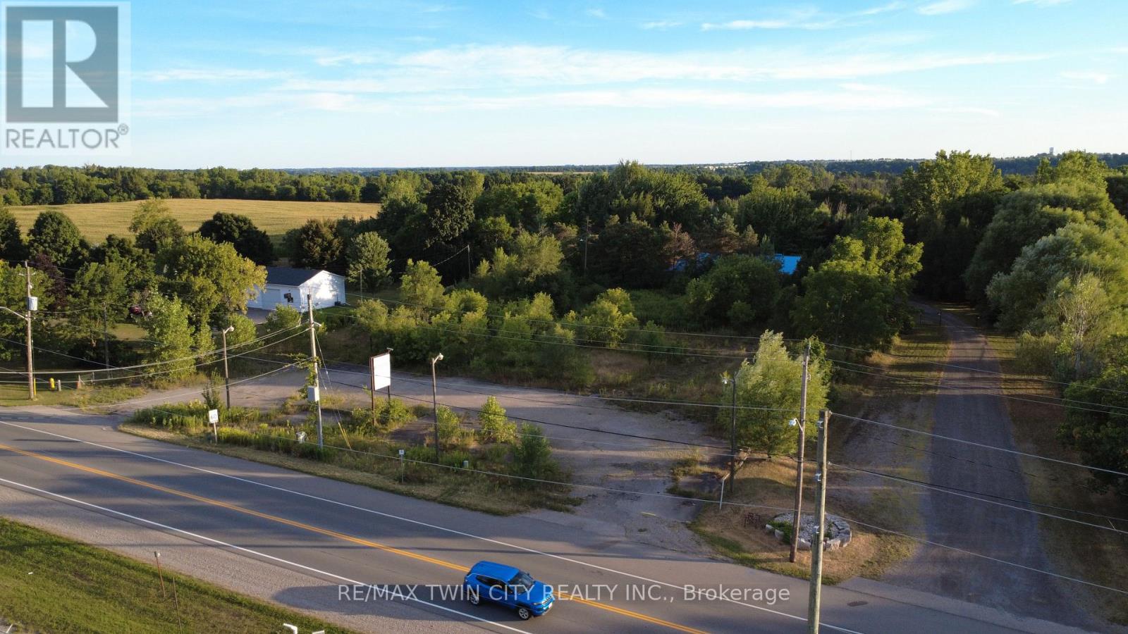 40 Paris Road, Brant, Ontario  N3L 3H8 - Photo 1 - X12355957